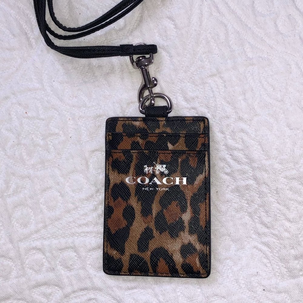 Coach Id Lanyard In Signature Canvas NWT